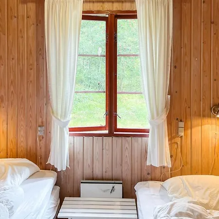 Chenoa - 200m From The Sea By Interhome Vester Somarken